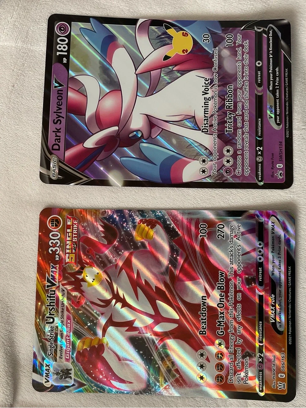 Pokemon Dark Sylveon V & Single-Strike Urshifu VMAX Holo Duo - Pink, Blue, Red